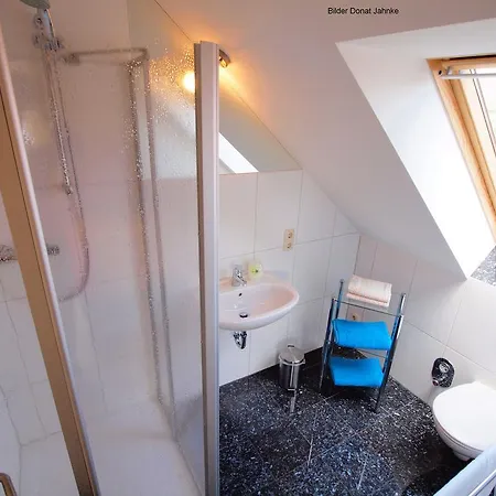 Ferienappartements Holger Plescher Kuehlungsborn Room photo